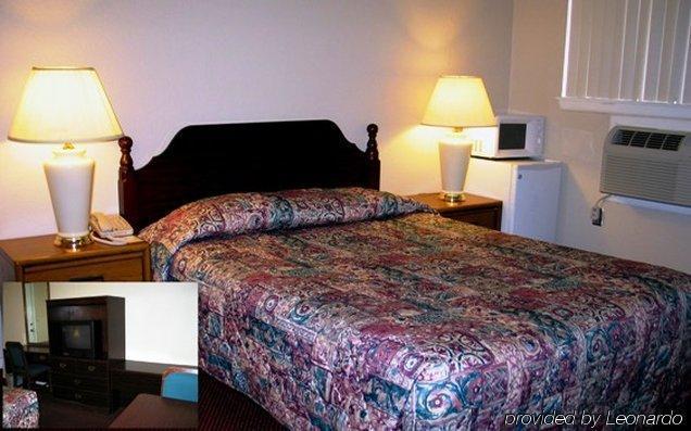 Sunset Inn And Suites West Sacramento Pokoj fotografie