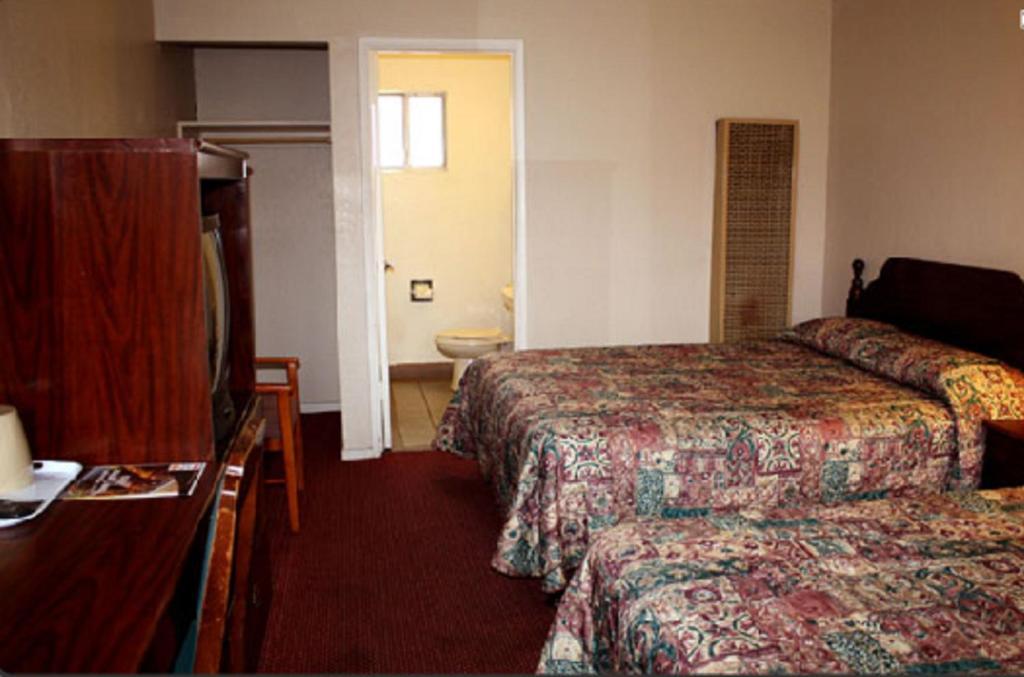 Sunset Inn And Suites West Sacramento Pokoj fotografie
